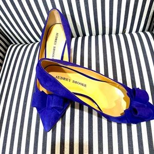 Suede Shoes, size 71/2